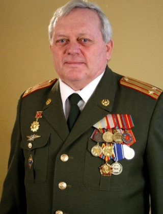 Рябухин Олег Евгеньевич Рябухин Олег Евгеньевич.